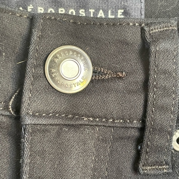 Aeropostale High rise midi short cuffed black size 4 - Picture 5 of 8